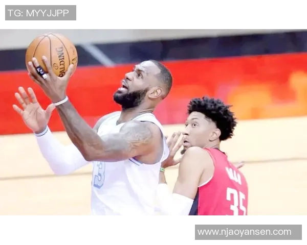 2015年NBA总决赛火箭与骑士的巅峰对决回顾与精彩瞬间分析