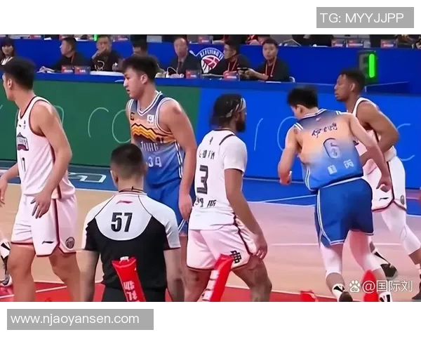 2017年CBA季后赛辽宁队与新疆队激战回顾及精彩瞬间分析